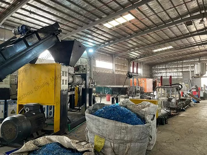 مصنع إعادة تدوير البلاستيك في السعودية